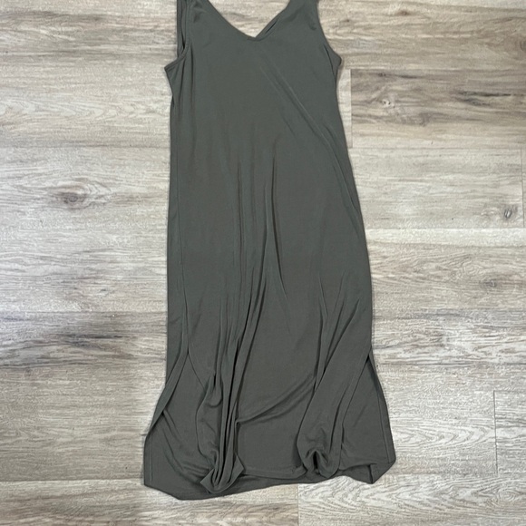 Wishlist Olive Green Maxi Dress - Picture 2 of 2